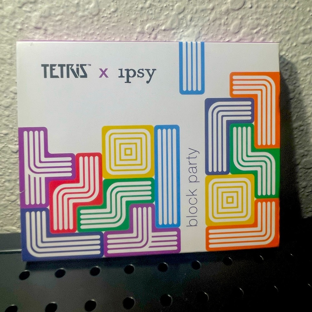 Tetris x IPSY Block Party Eyeshadow Palette BNIB